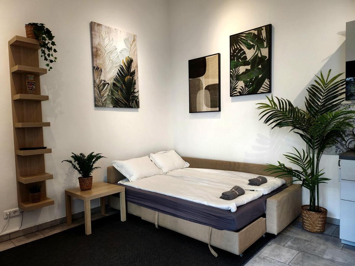 S18 "Garden In The City" Apartment Budapest Exterior photo