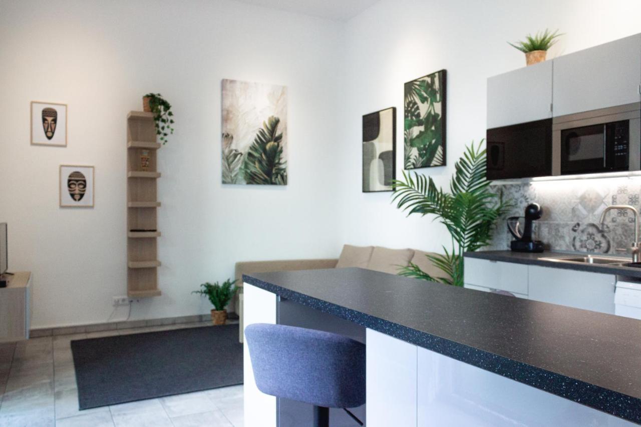 S18 "Garden In The City" Apartment Budapest Exterior photo