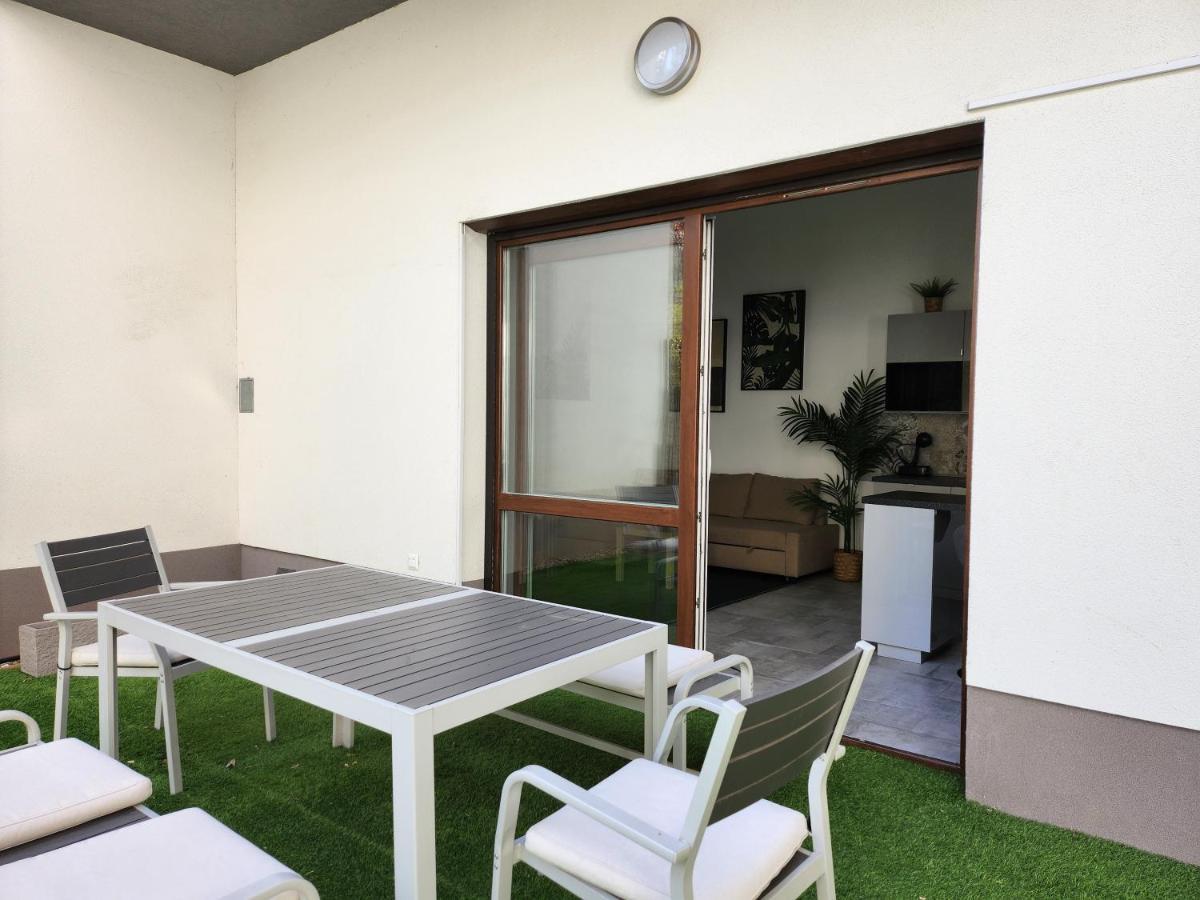 S18 "Garden In The City" Apartment Budapest Exterior photo