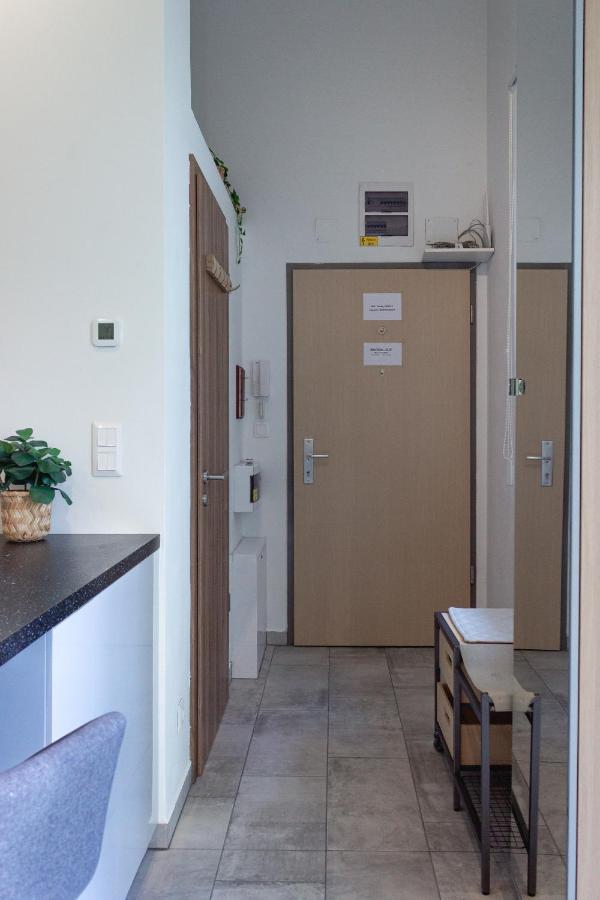 S18 "Garden In The City" Apartment Budapest Exterior photo